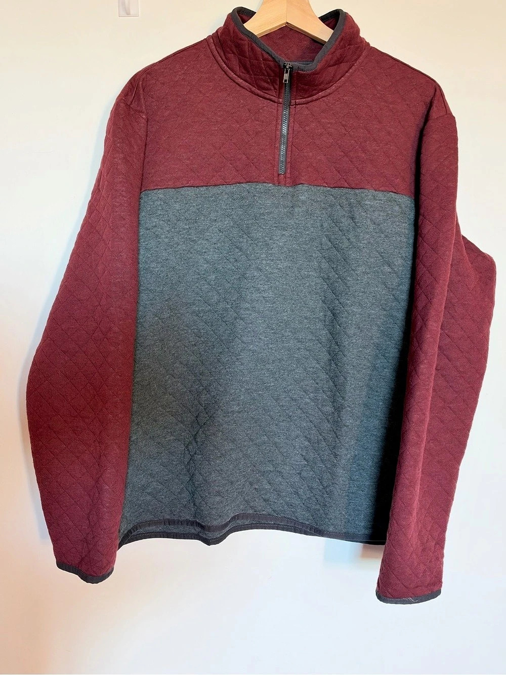 Eddie Bauer Men's Quilted Quarter-Zip Pullover Red & Gray Large